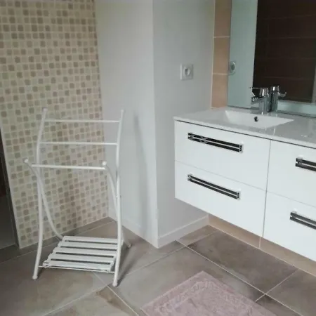 House Les Chatelets Сasa de vacaciones Pornic